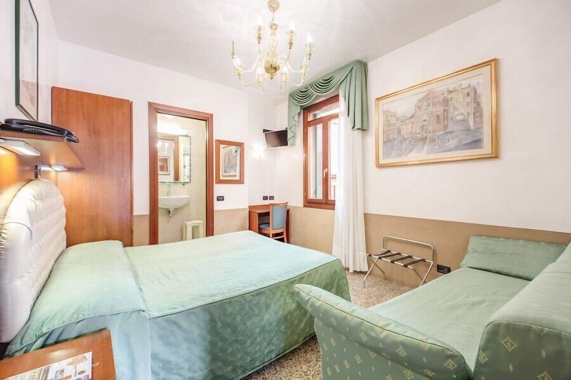 Atlantide Hotel Venice Exterior photo
